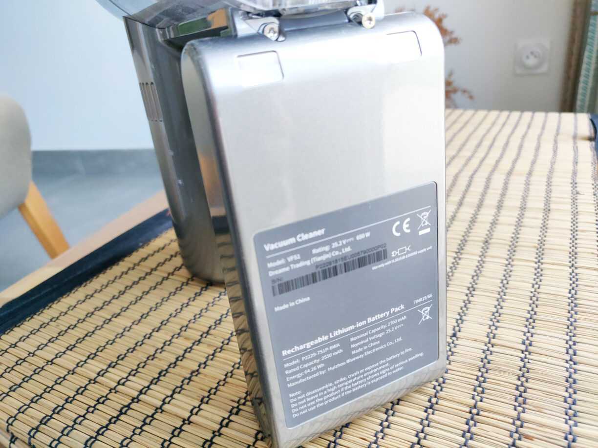 Dreame V12 Pro en Test: Le nouvel aspirateur à main pas cher et parfait ? 12 Dreame V12 Pro Batterie Amovible