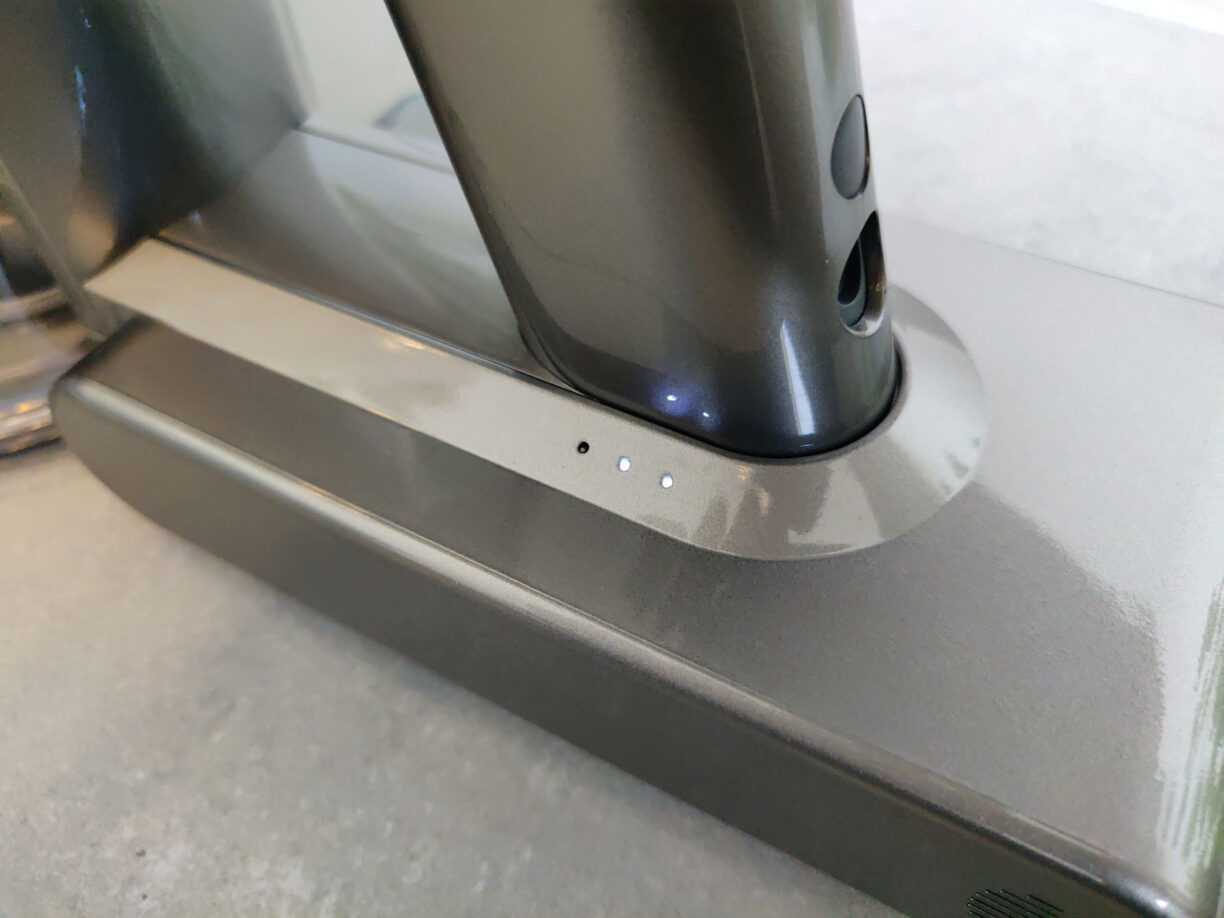 Dreame V12 Pro en Test: Le nouvel aspirateur à main pas cher et parfait ? 11 Dreame V12 Pro Niveau Charge Batterie