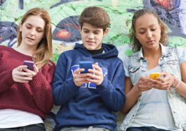 Les écoles De Seattle Poursuivent Les Entreprises De Médias Sociaux