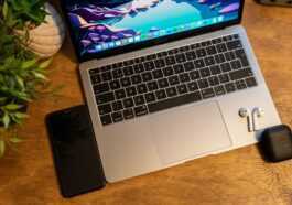 Le Macbook Air 2022 D'apple Devrait être Livré Avec Une