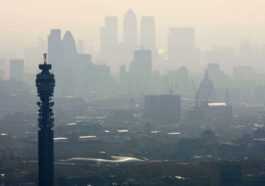 Les Microplastiques Sont également Présents Dans L'atmosphère Et Ont Un