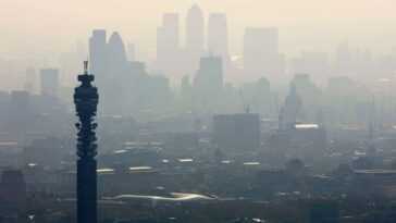 Les Microplastiques Sont également Présents Dans L'atmosphère Et Ont Un