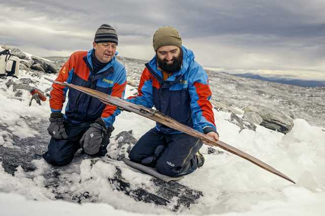 Les skis préhistoriques les mieux conservés ont été trouvés en Norvège : ils ont 1 300 ans 1 Les Skis Préhistoriques Les Mieux Conservés Ont été Trouvés En