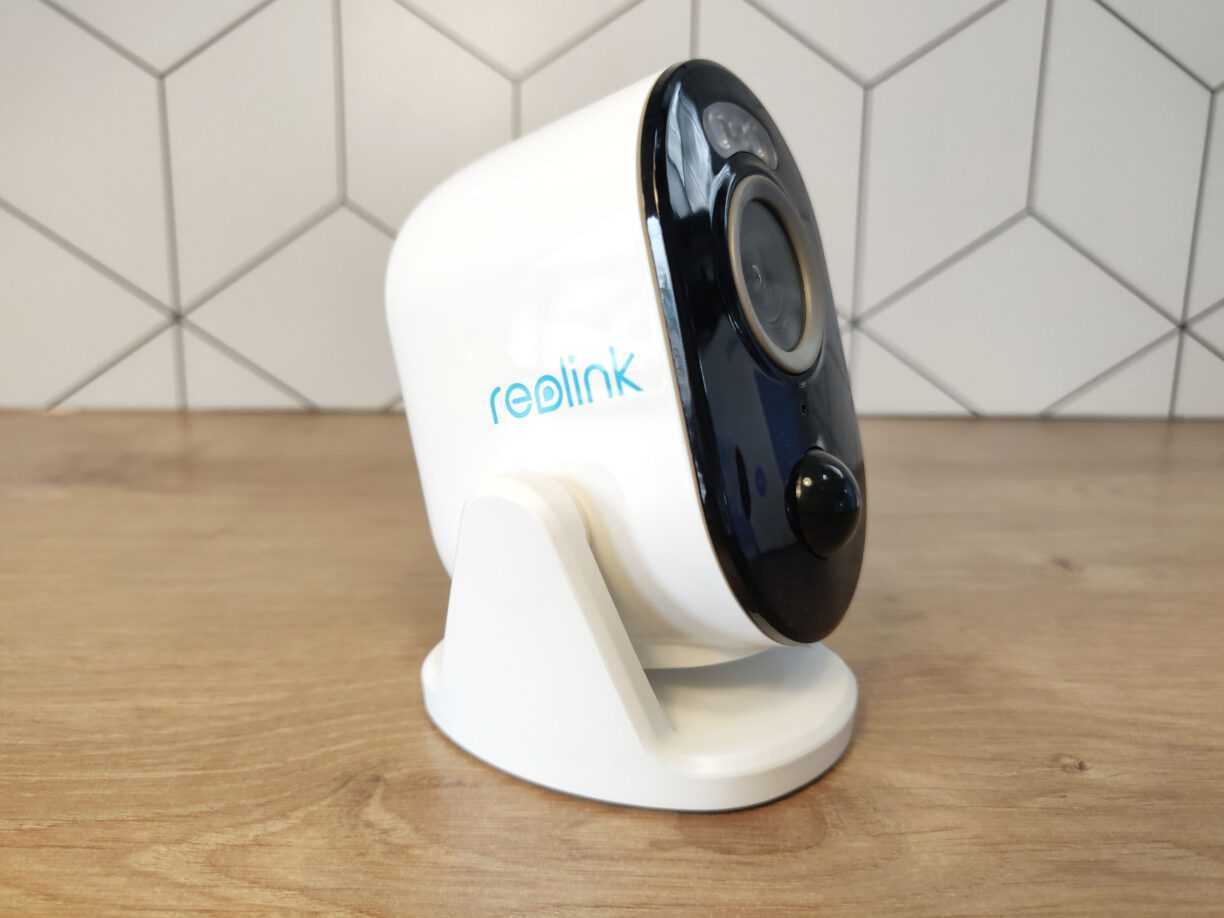 Reolink Argus 3 Pro Pied Avec