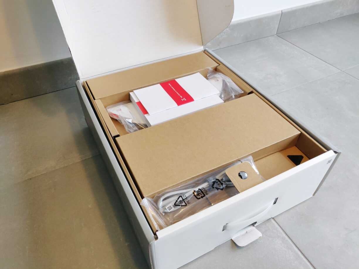 Roborock S7 en TEST: Roborock S7 en TEST: nettoyage haut de gamme avec lavage par ultrasons 6 Roborock S7 Boite Box Open Ouvert
