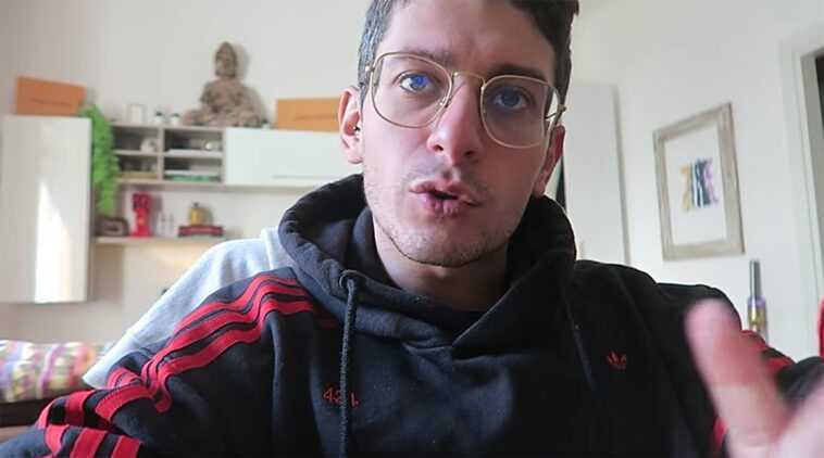 « Ma chaîne se meurt » : St3pNy s'adresse aux fans sur YouTube 1 « Ma Chaîne Se Meurt » : St3pny S'adresse Aux