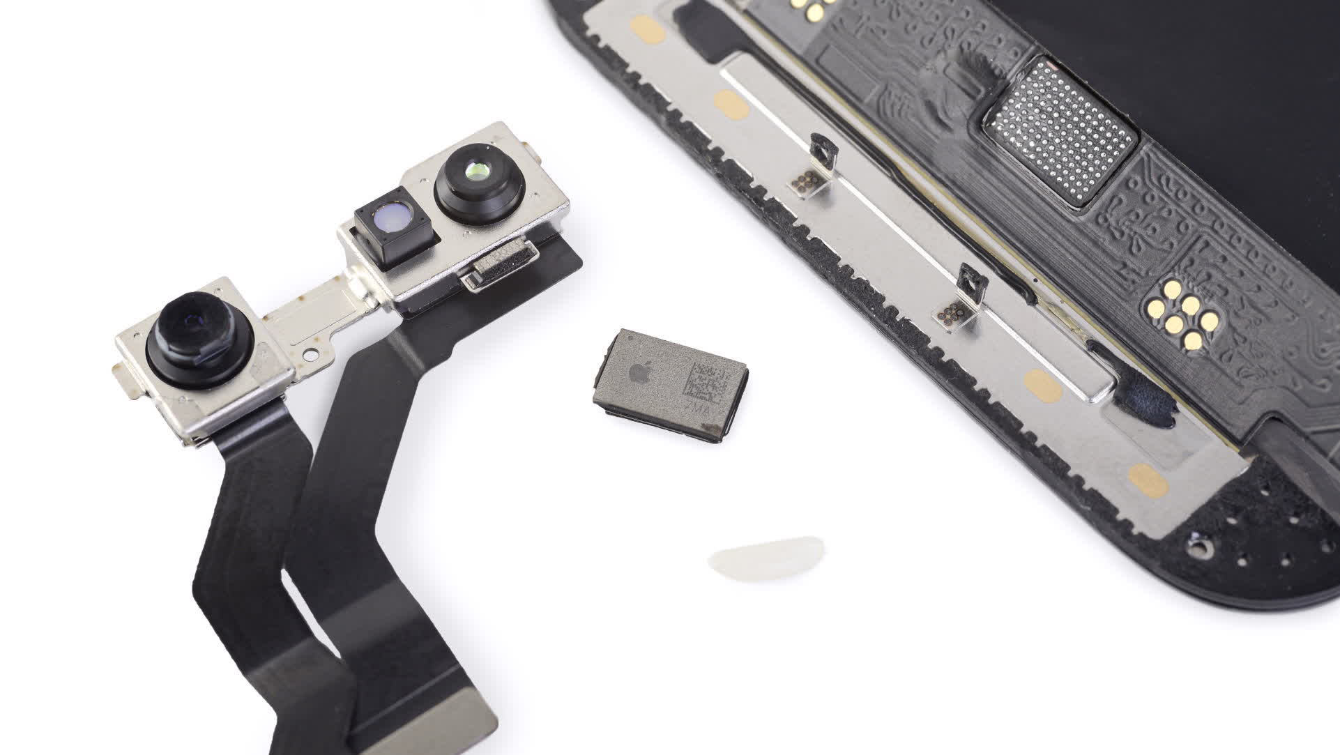 iFixit confirme que les permutations d'affichage de l'iPhone 13 rendent Face ID inutilisable 3 1636129295 738 iFixit confirme que les permutations daffichage de liPhone 13 rendent
