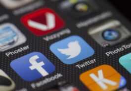 Twitter Ajoute Un Bouton De Recherche De Profil à L'application