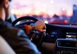 Le Congrès exigera des constructeurs automobiles qu'ils mettent en œuvre une technologie anti-alcool au volant dans les véhicules 36 Le Congrès Exigera Des Constructeurs Automobiles Qu'ils Mettent En œuvre