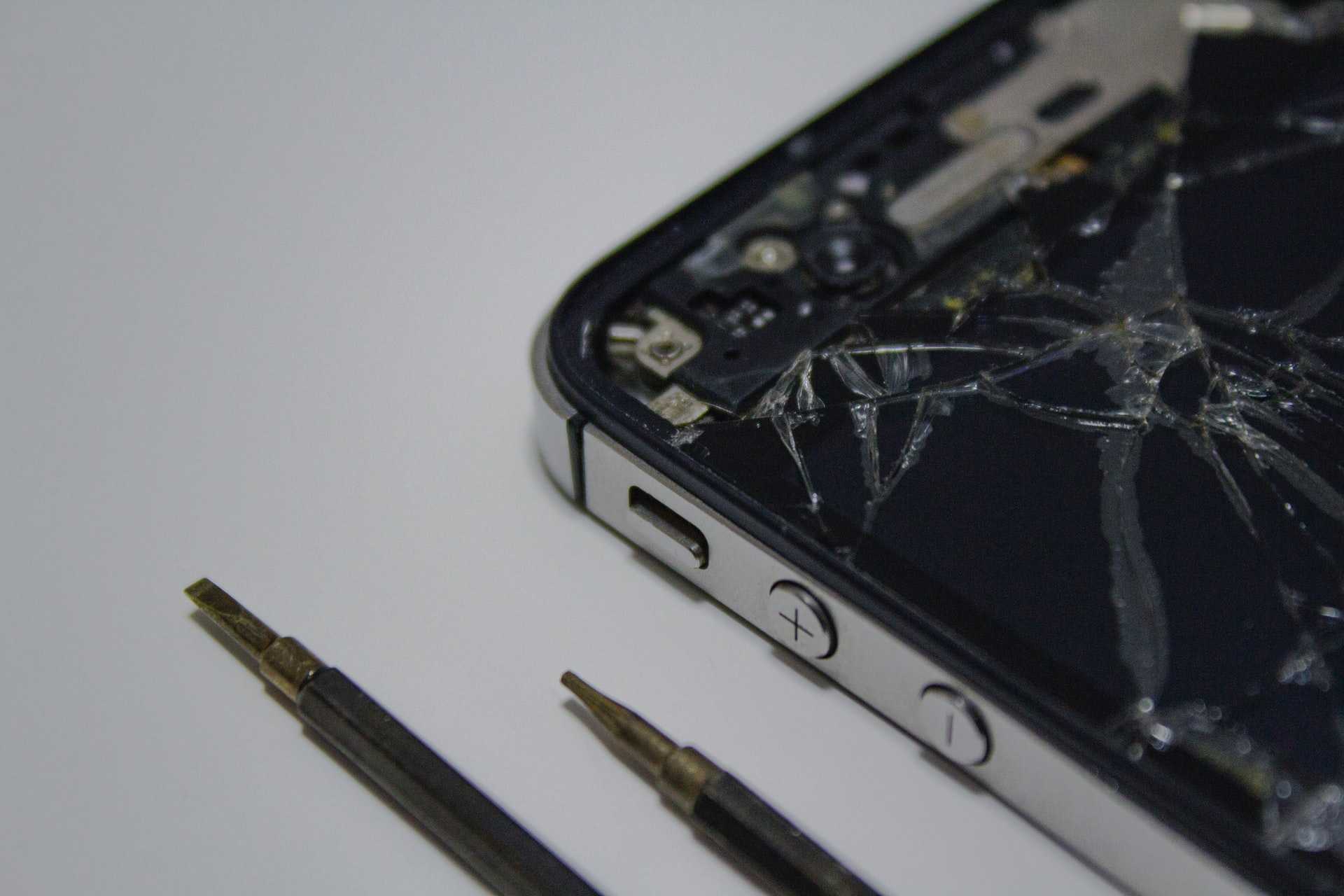 Apple Permettra Aux Utilisateurs De Réparer Les Iphones Et Les