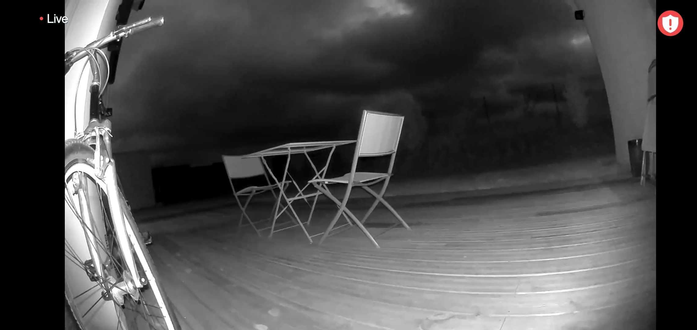 Arlo Pro 3 Floodlight, la caméra de sécurité avec projecteur en TEST 40 Arlo Pro 3 Floodlight Angle 160°