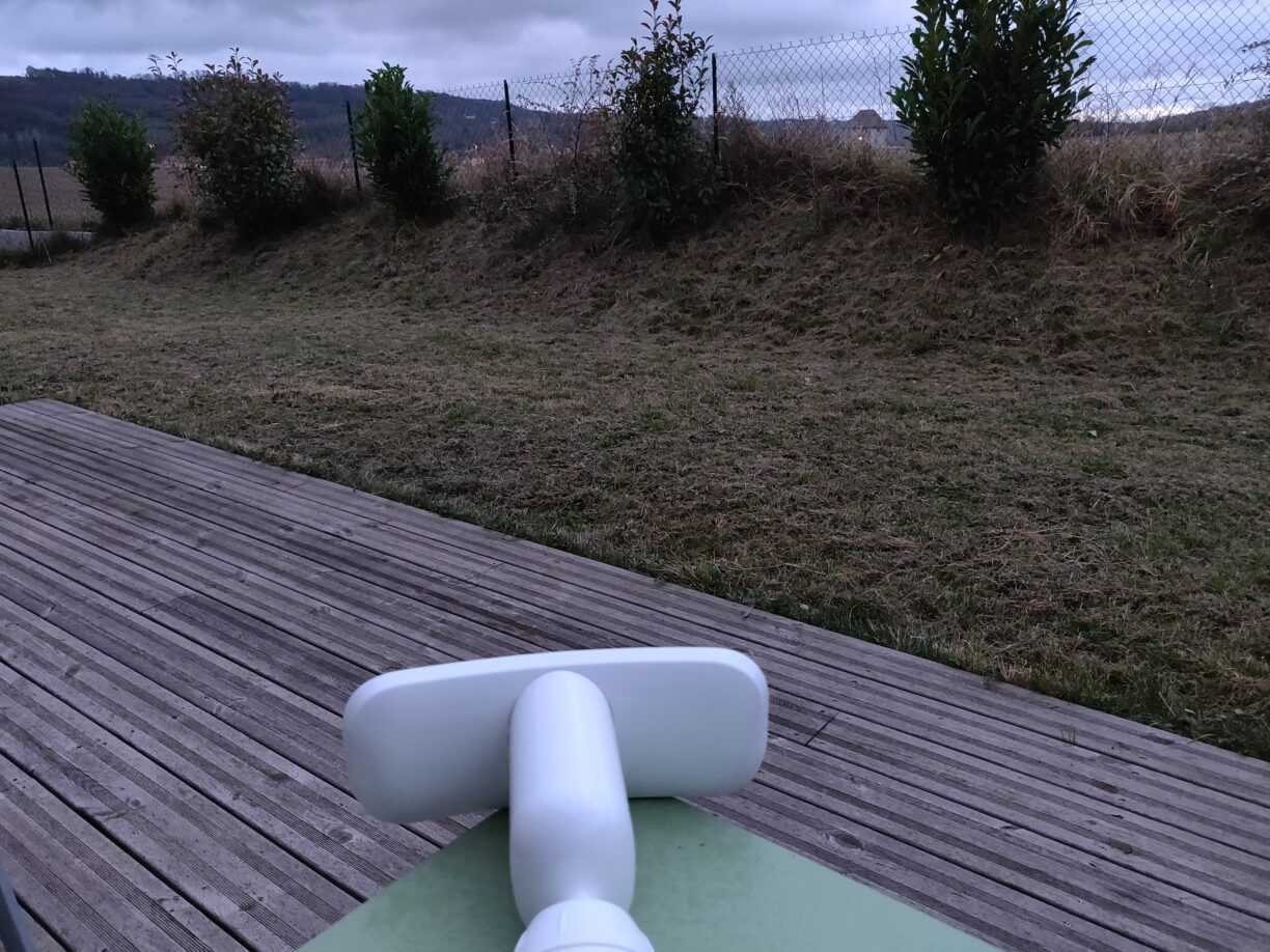 Arlo Pro 3 Floodlight, la caméra de sécurité avec projecteur en TEST 48 Arlo Pro 3 Floodlight Lumiere Light Off
