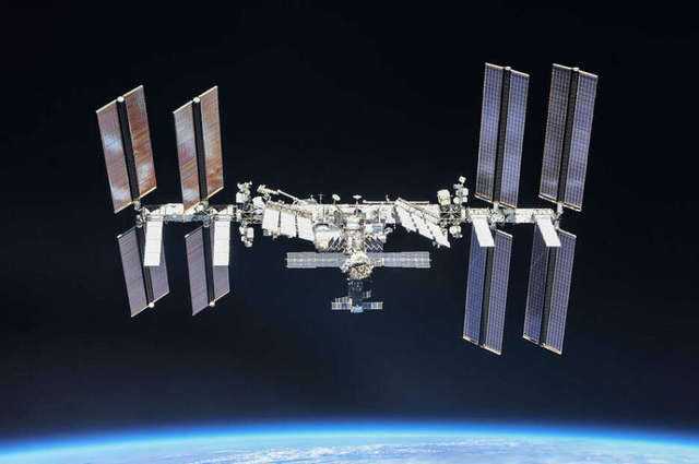 Des astronautes de l'ISS contraints de se réfugier sur des navettes de retour en raison de débris spatiaux 1 Des Astronautes De L'iss Contraints De Se Réfugier Sur Des