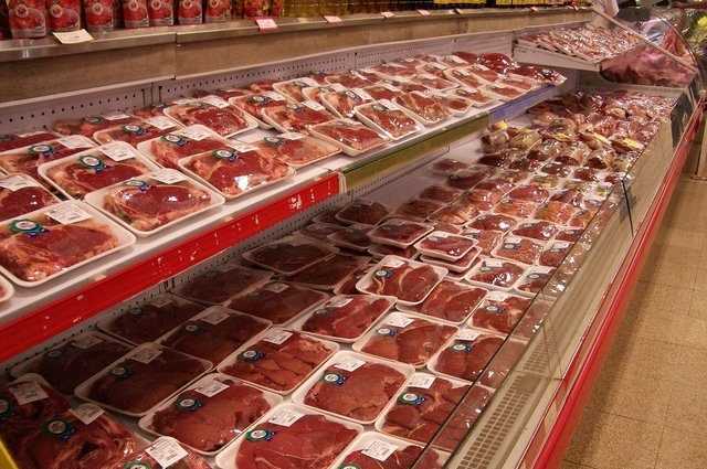 Le liquide rouge que vous voyez dans les emballages de viande n'est pas du sang - c'est ce que c'est 1 Le Liquide Rouge Que Vous Voyez Dans Les Emballages De