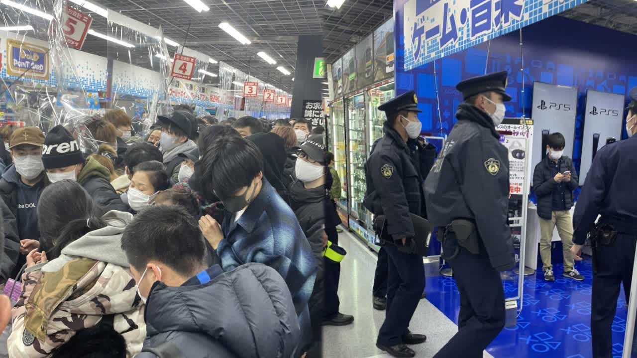 Les détaillants japonais entravent les scalpers PS5 en écrivant leurs noms sur les boîtes de produits 2 Les detaillants japonais entravent les scalpers PS5 en ecrivant leurs