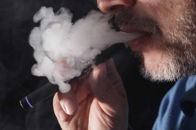 Nous savons maintenant quels sont les effets de la cigarette électronique (et pourquoi vous devez arrêter de vapoter) 1 Nous Savons Maintenant Quels Sont Les Effets De La Cigarette