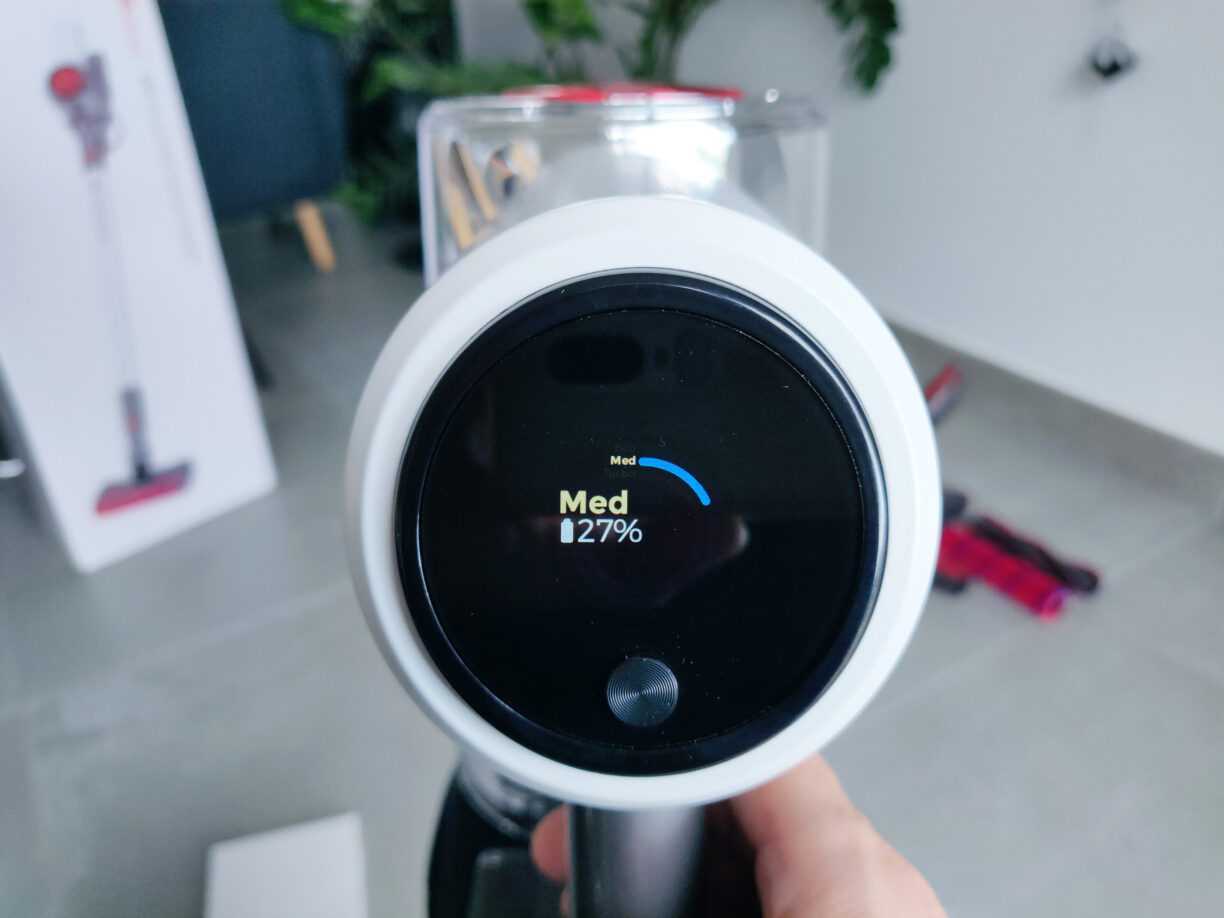 Redroad V17 en TEST: Que vaut ce nouvel aspirateur balai/à main ? 22 Redroad V17 Lcd Medium