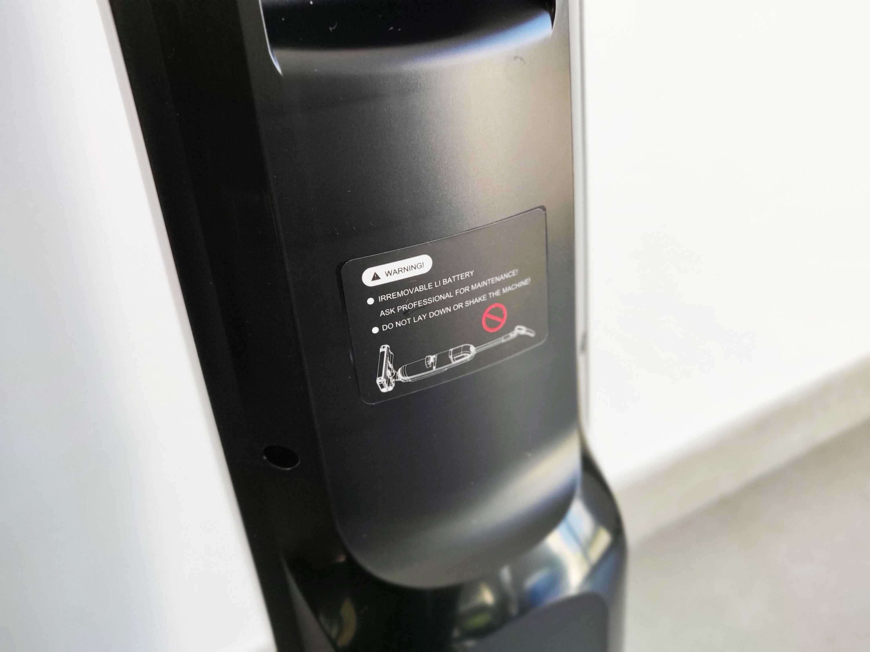 Redkey W12 en TEST: L'aspirateur balai serpillière 3 en 1 27 Redkey W12 Batterie Non Amovible