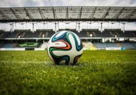 Les Fans De Football Européens Ont Dépensé Des Millions En