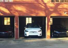 Près D'un Demi Million De Teslas Ont été Rappelés Aux États Unis