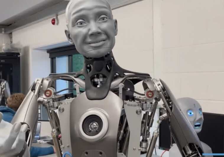 Les expressions faciales de ce robot sont si réalistes qu'elles vous feront un peu grincer des dents 1 Les Expressions Faciales De Ce Robot Sont Si Réalistes Qu'elles