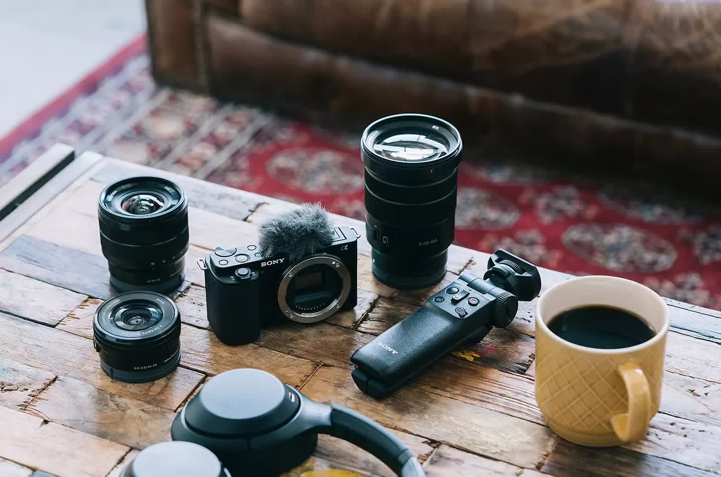 Sony suspend les commandes de sa nouvelle caméra vidéo sans miroir ZV-E10 en raison d'une pénurie de puces 2 Sony suspend les commandes de sa nouvelle camera video sans