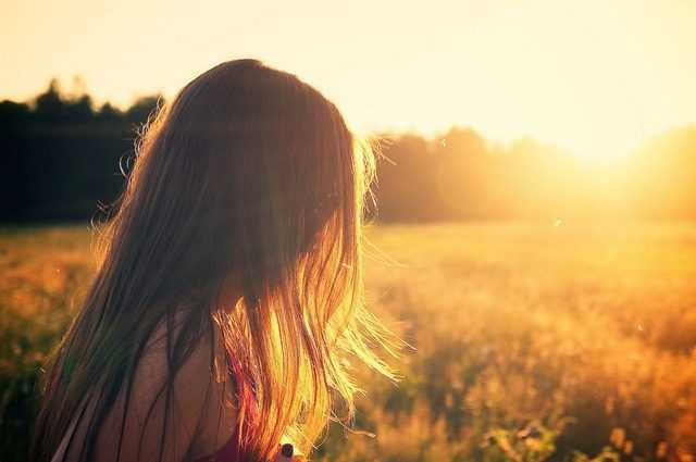 Une marche quotidienne de 30 minutes au soleil peut réduire de moitié le risque de sclérose en plaques 1 Une Marche Quotidienne De 30 Minutes Au Soleil Peut Réduire
