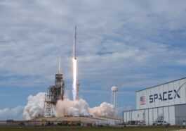 La Nasa inquiète pour les satellites Starlink d'Elon Musk : "Les risques de collisions augmentent" 18 La Fusée Spacex Dérivant Dans L'espace Pendant 7 Ans S'écrasera