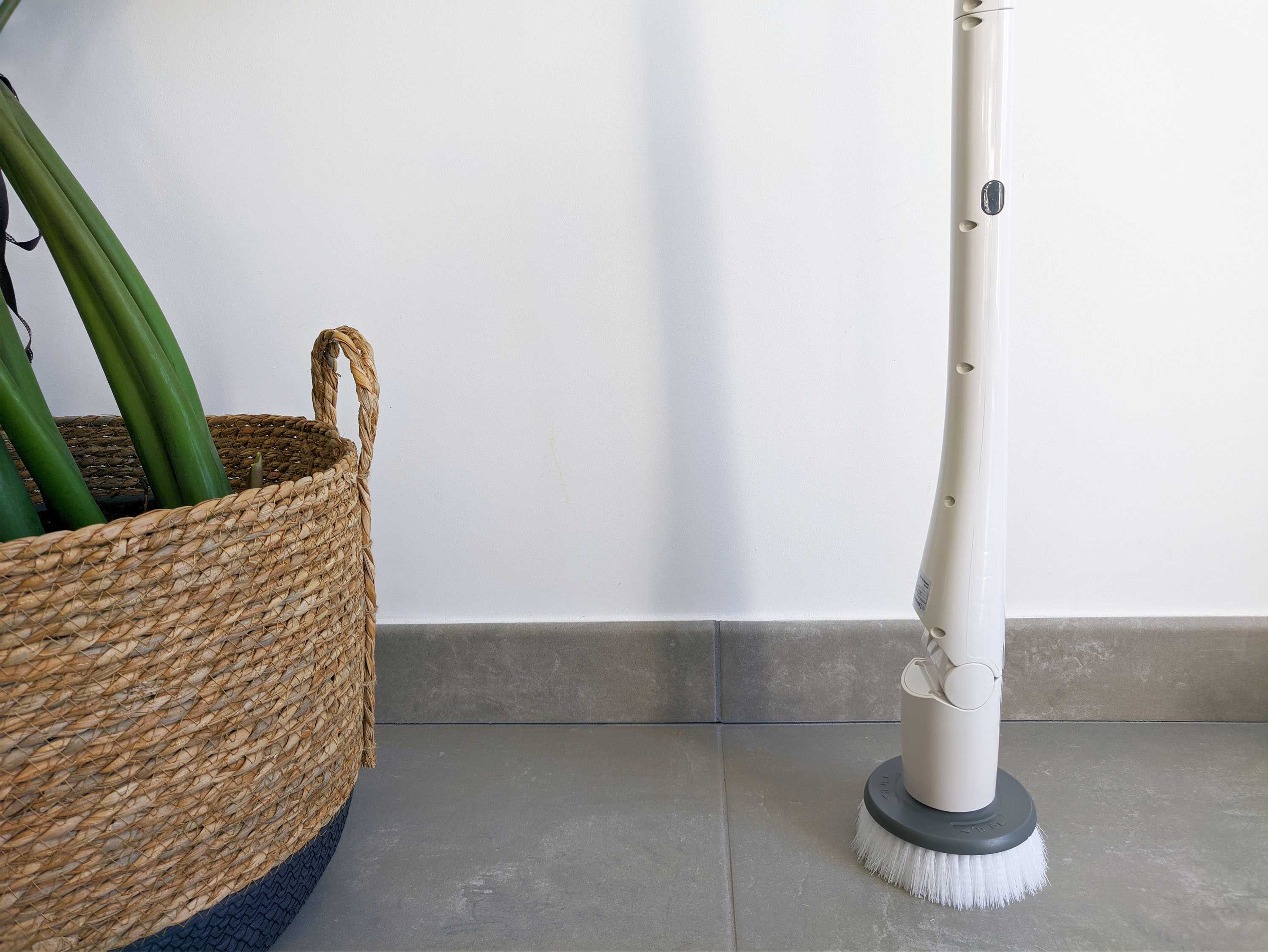 Tilswall QXJ-M1: TEST de la brosse de nettoyage électrique sans fil 13 Tilswall Qxj M1 Brosse Nettoyage Electrique Sans Fil Droit