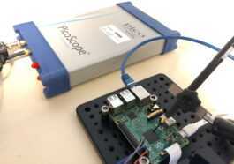 Un Appareil Basé Sur Raspberry Pi Utilise Des Ondes électromagnétiques