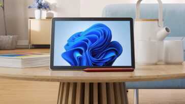 Une image noire d'une fuite de Surface Go 3 2 Une Image Noire D'une Fuite De Surface Go 3