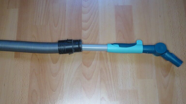 1644045127 517 Lorsque laspirateur est bouche