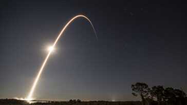 Une Tempête Géomagnétique Anéantit Un Lot De Satellites Starlink Nouvellement