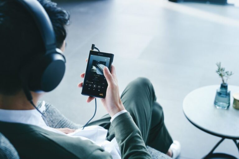 Sony Walkman : du lecteur de cassettes au lecteur audio haut de gamme avec Android 7 Le WM1AM2 coûte environ 1400 euros. (Photo : Sony)