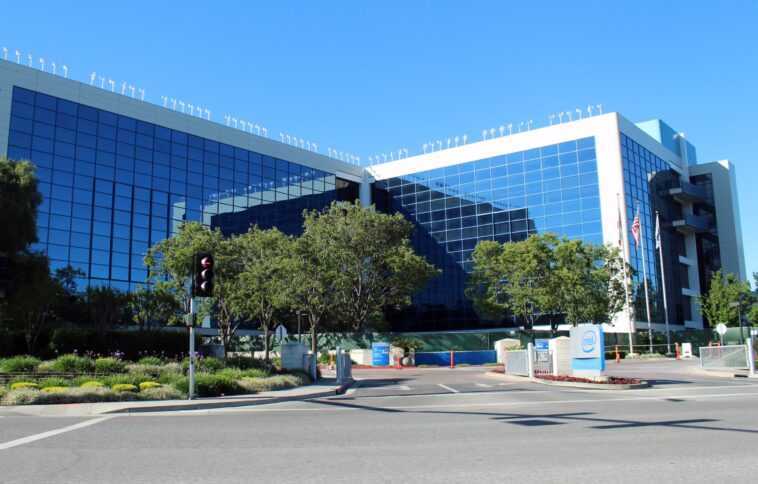 Intel et AMD arrêtent les ventes de puces industrielles à la Russie 1 Intel Et Amd Arrêtent Les Ventes De Puces Industrielles à