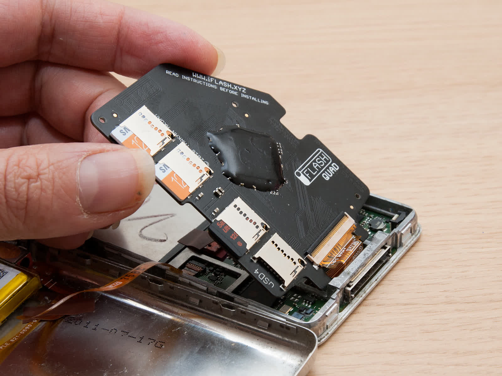 Donnez un nouveau souffle à un vieil iPod avec quelques mises à niveau bien pensées 2 Donnez un nouveau souffle a un vieil iPod avec quelques