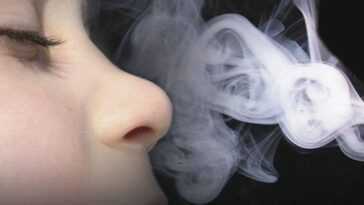 La Plupart Des Enfants Ont Des Traces De Nicotine Sur