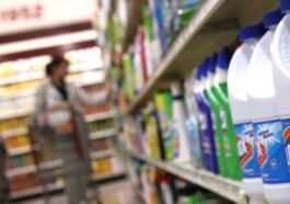 Les Produits D'entretien Ménager Peuvent Polluer Comme Une Rue Passante