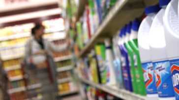 Les Produits D'entretien Ménager Peuvent Polluer Comme Une Rue Passante