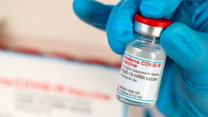 COVID-19 : les vaccins ont réduit les problèmes cardiovasculaires 3 Moderna a refuse de partager la formule du vaccin mais