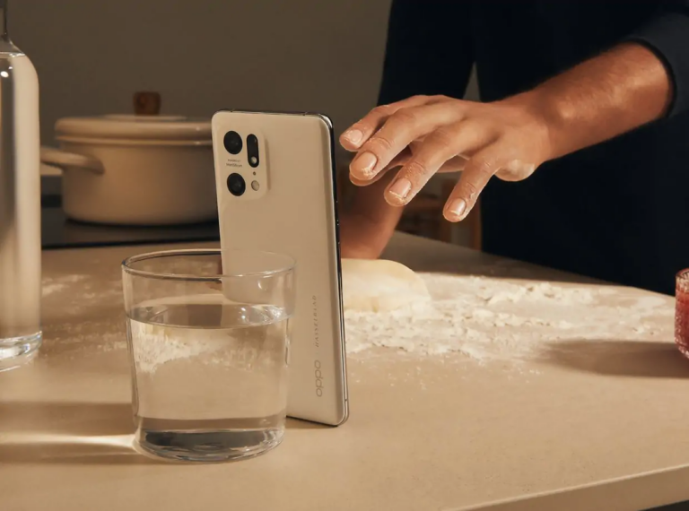 Oppo Find X5 Pro : Le concurrent du S22 et de l'iPhone 13 Pro à l'étude 3 L'Oppo Find X5 Pro est également protégé de l'eau et de la poussière. (Photo: Oppo)