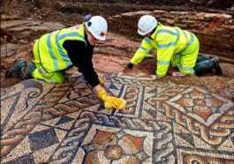 Spectaculaire Mosaïque Romaine Trouvée à Londres : C'est La Plus