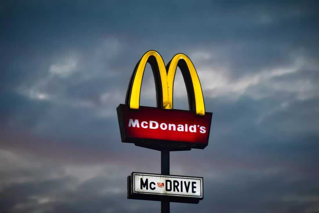 Mcdonald's Est Poursuivi Pour 900 Millions De Dollars Par Une