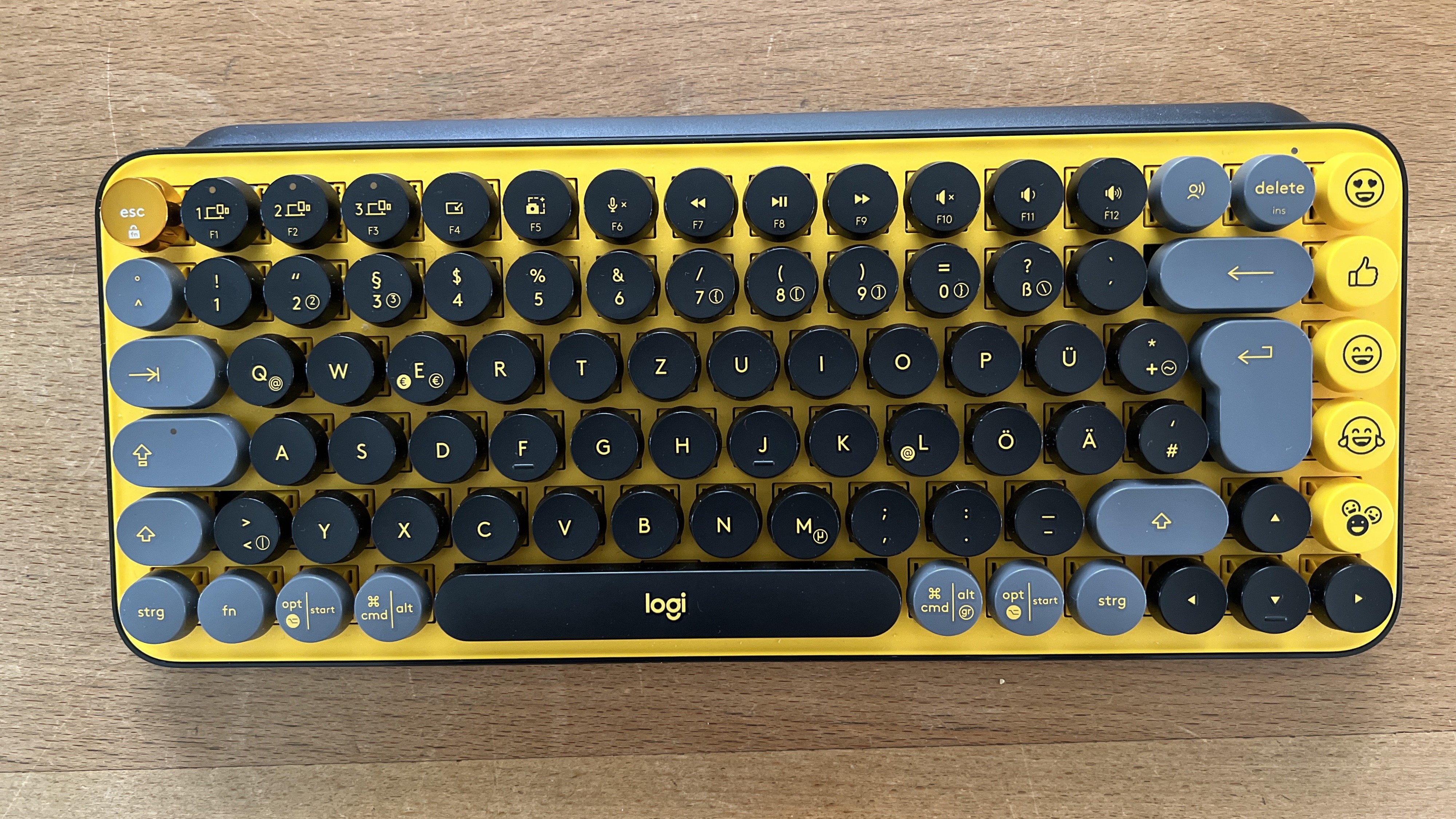 Test du clavier Logitech Pop Keys : Aimeriez-vous les emojis ? 4 Clavier Logitech Pop Keys : coloré et accrocheur