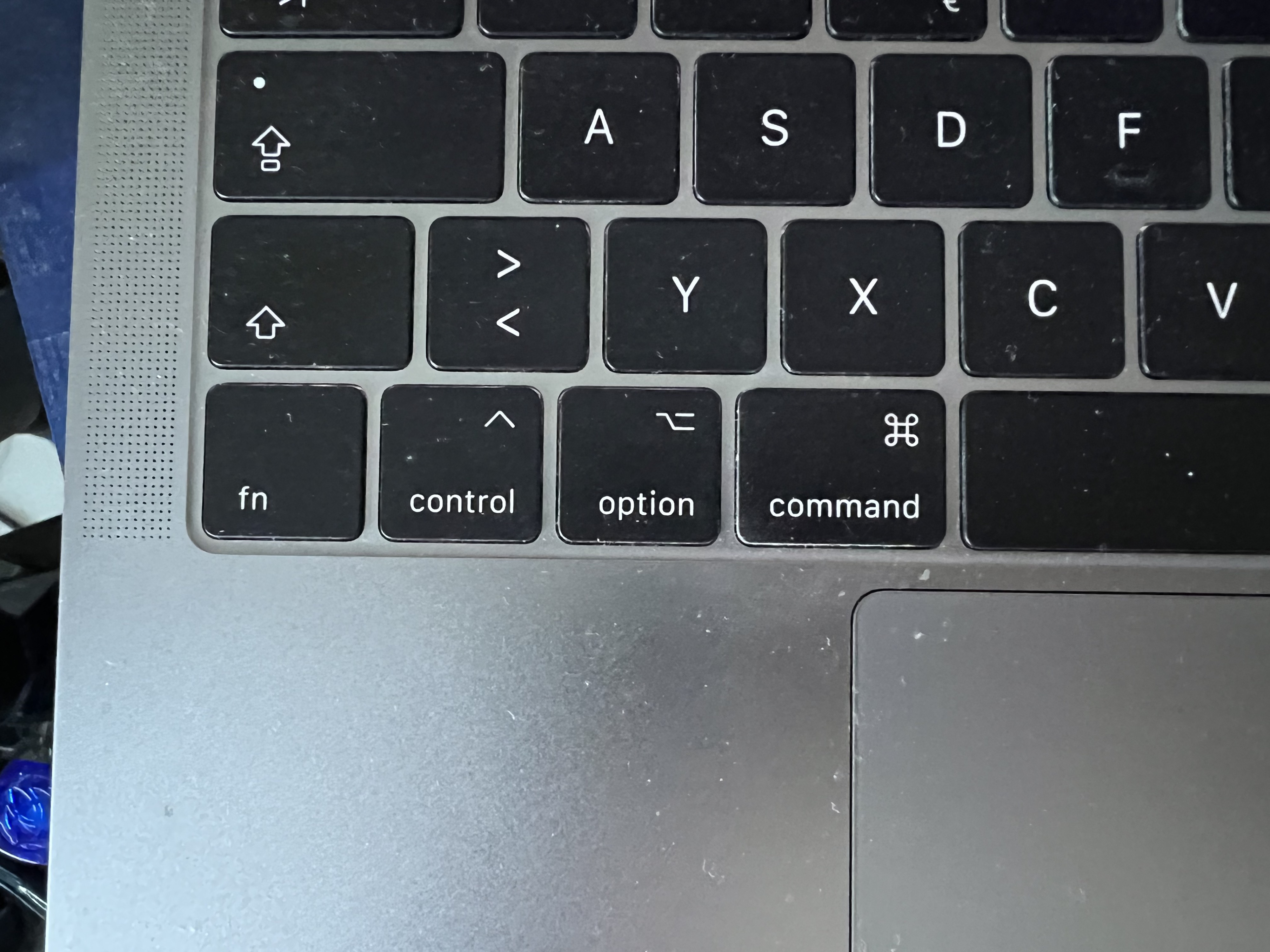 Test du clavier Logitech Pop Keys : Aimeriez-vous les emojis ? 13 Clavier MacBook