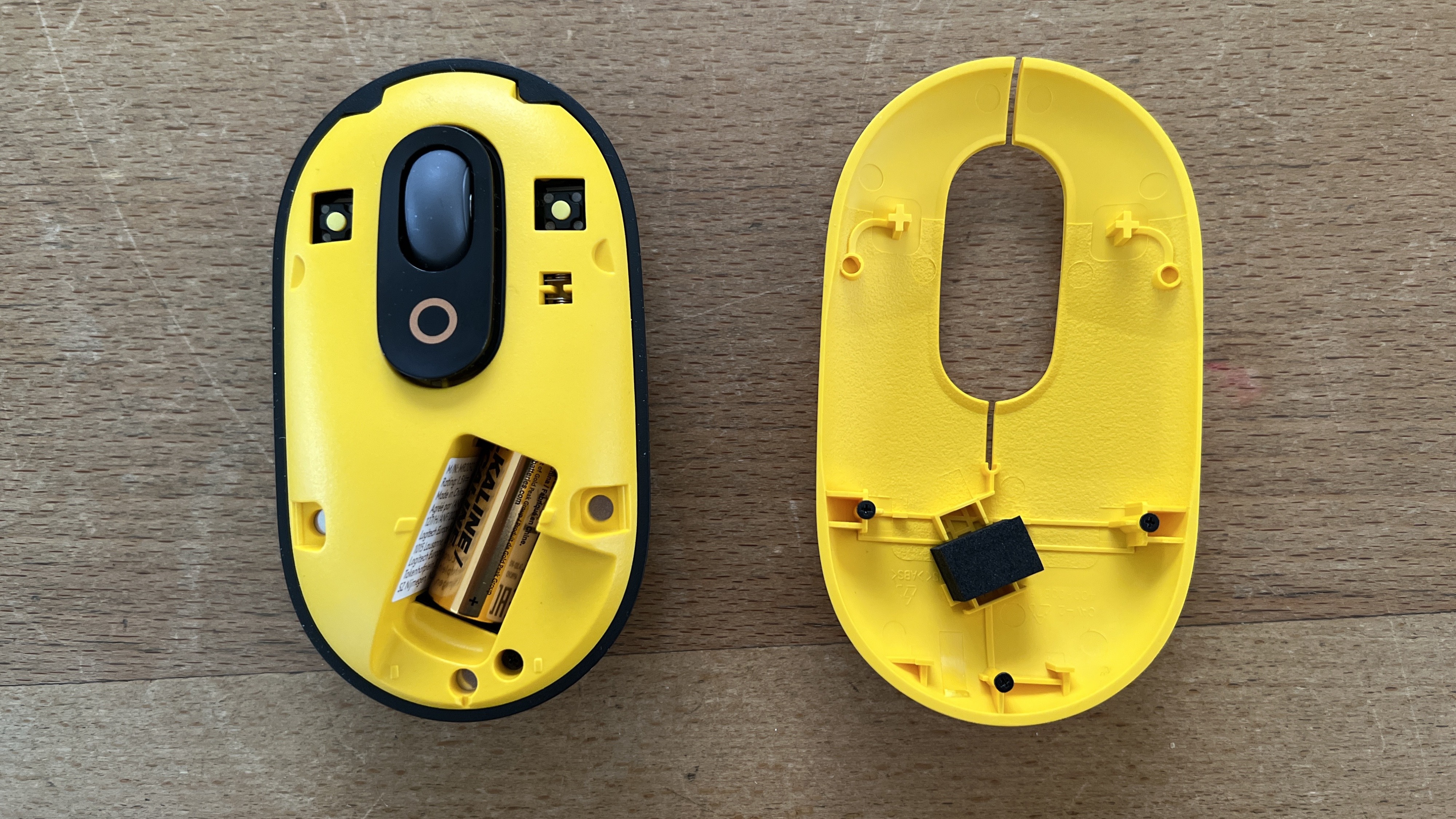 Test du clavier Logitech Pop Keys : Aimeriez-vous les emojis ? 14 Logitech Pop Mouse : c'est là que se trouve la batterie