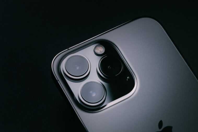 Les modèles phares de l'iPhone 14 pourraient avoir une bosse de caméra plus grande pour accueillir le nouveau capteur 48MP 1 Les Modèles Phares De L'iphone 14 Pourraient Avoir Une Bosse