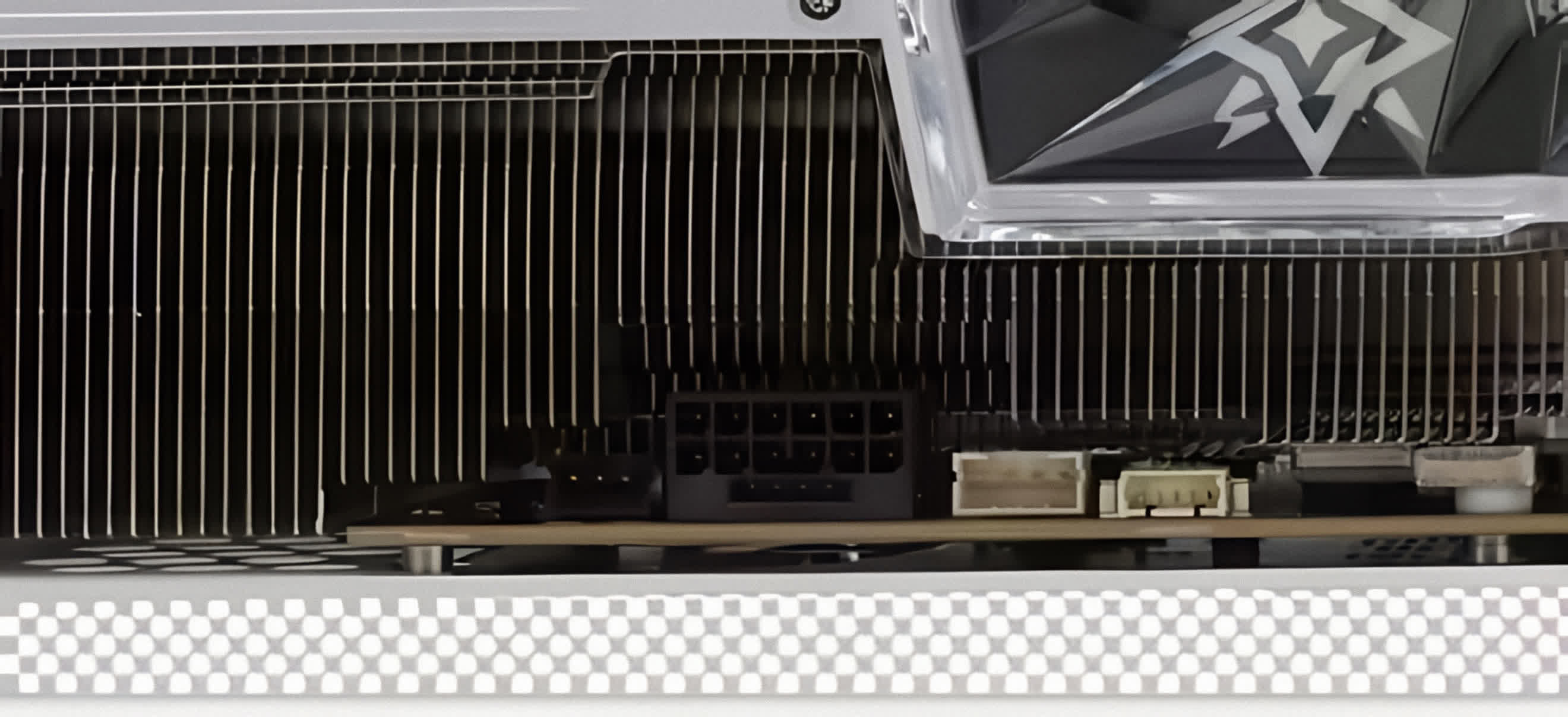 L'image présumée du Galax GeForce RTX 3090 Ti Boomstar suggère qu'il s'agira d'un radiateur 2 Limage presumee du Galax GeForce RTX 3090 Ti Boomstar suggere