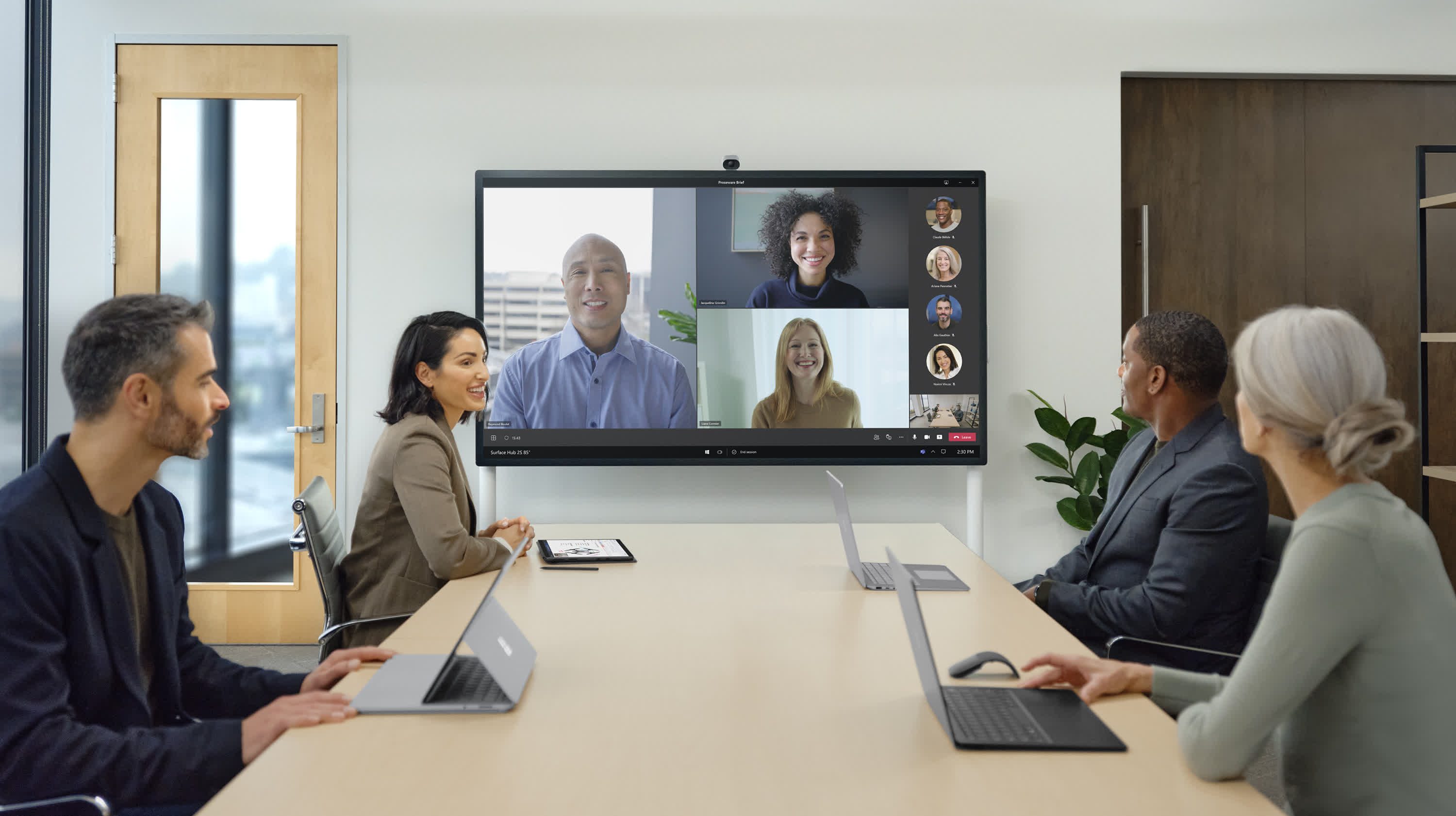 Microsoft lance sa première webcam alimentée par l'IA pour le Surface Hub 2 et le Surface Hub 2S 2 Microsoft lance sa premiere webcam alimentee par lIA pour le