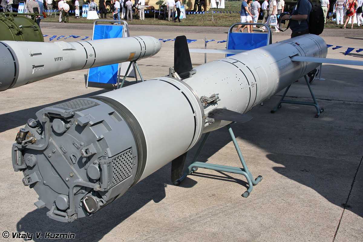 Quels sont les missiles de croisière Kalibr utilisés par les Russes dans la guerre en Ukraine 3 Missile Kalibr Arriere